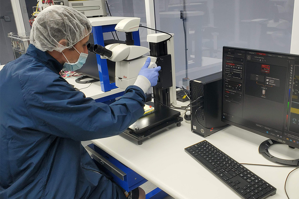 Simon Ghyselincks working with Atlas