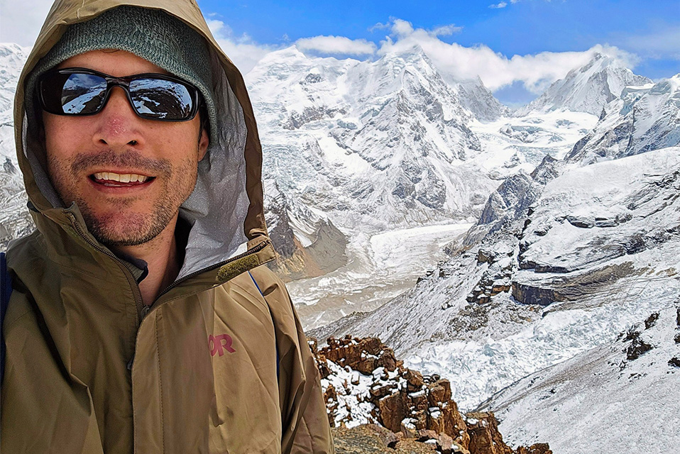 Simon Ghyselincks atop a mountain